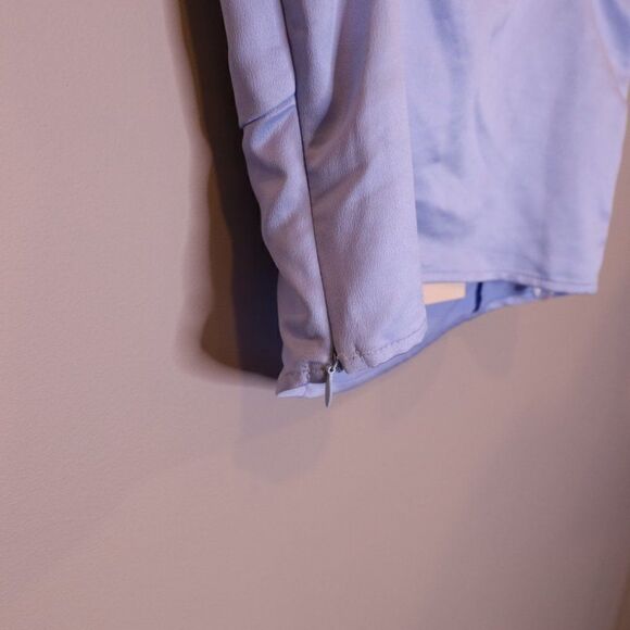 NWT Superdown Denitza Blue Satin Crop Top Sz XS - Picture 5 of 6